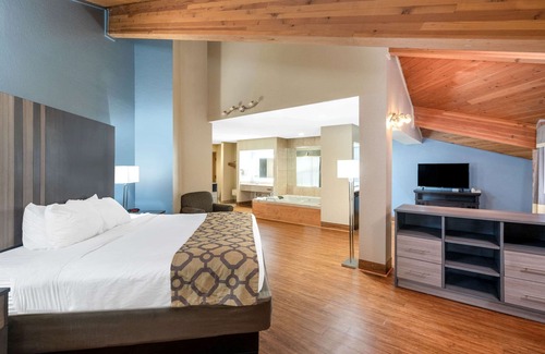 Tupelo Hotel | Baymont by Wyndham Tupelo