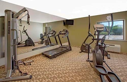 Jackson Hotel | Baymont by Wyndham Jackson