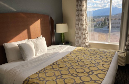 Briargate Hotel | Baymont by Wyndham Colorado Springs