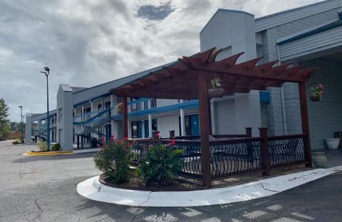 Wilmington Hotel | Baymont by Wyndham Wilmington