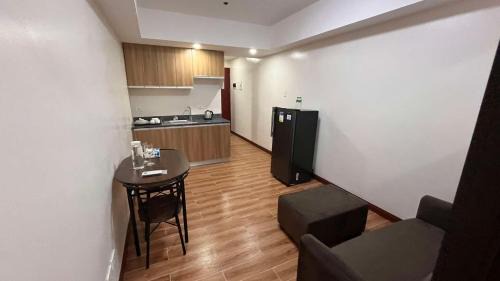 Tambo Hotel | Bayport West Naia Residences