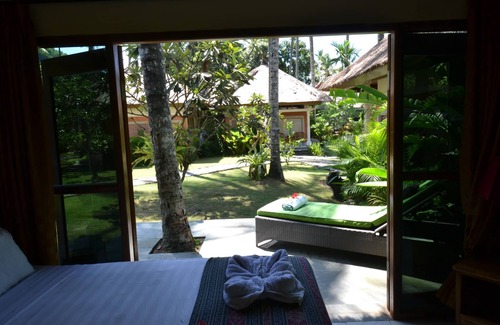 Candi Dasa Hotel | Bayshore Villas Candi Dasa