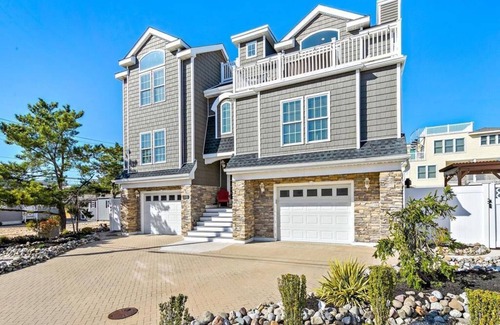 Ship Bottom House | Bayside Beauty/Perect House for Multi Family Gatherings