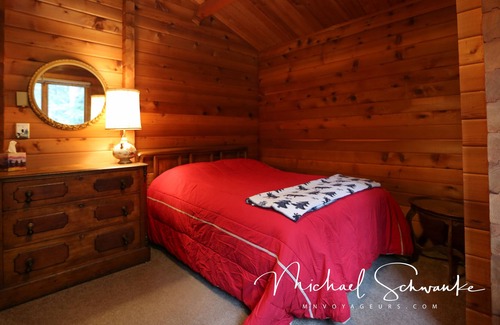 Crane Lake Cabin | Bayside Cedar Cabin & Bunkhouse