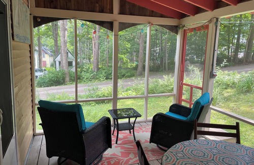 Bayside House | Bayside cottage 5 minutes to the beach and the local golf course.