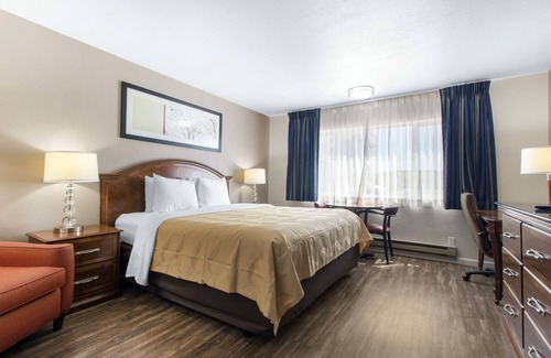 Downtown Hotel | Bayside Inn & Suites