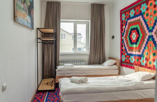 Karakol House | Baytor Guest House