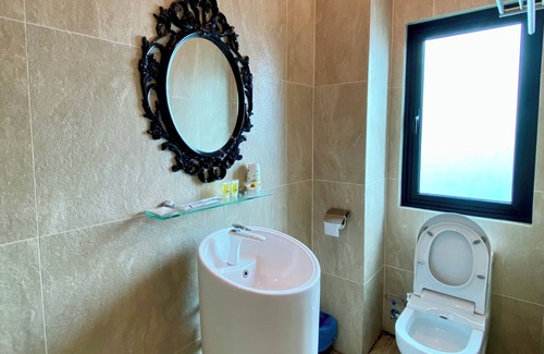 Tanjung Bungah Hotel | Bayu Bayu Hotel by Soft Loft