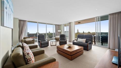 Mandurah Apartment | Bayview 504