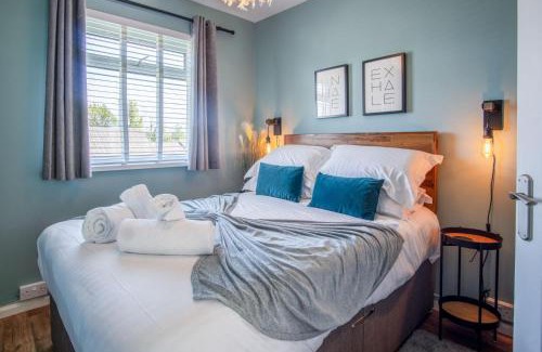 Oxwich Ski Chalet | Bayview 87 - 2 Bedroom Chalet - Bayview Oxwich
