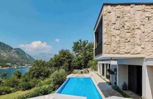 Kotor Villa | Bayview and 17m pool villa