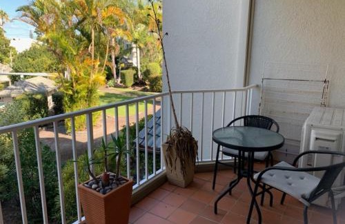 Runaway Bay Apartment | Bayview Bay Apartments and Marina