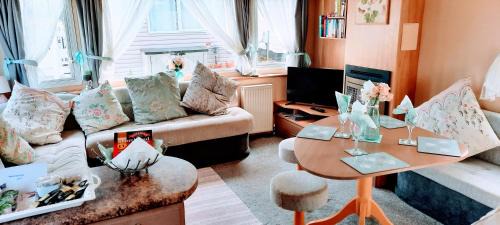 Brixham Ski Chalet | Bayview Brixham