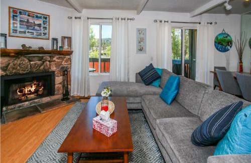 Boulder Bay House | Bayview Condo - Condo is cozy and a great location for kayaking and paddle boarding!