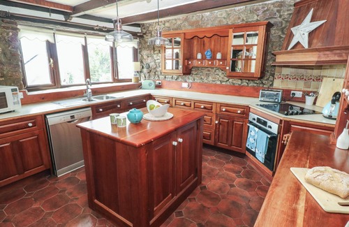 Llangennith Cottage | BAYVIEW, pet friendly, character holiday cottage in Llangennith