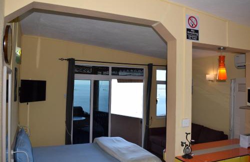La Mivoie Apartment | Baywatch Apartment