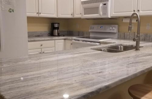 Heron Harbour Isle Apartment | Baywatch II 303D