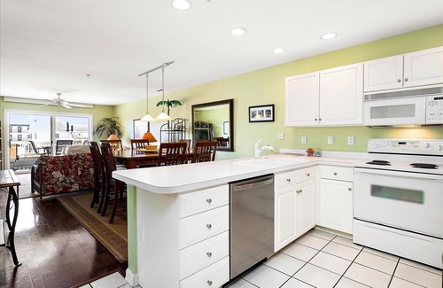 Heron Harbour Isle Condo | Baywatch III B201 - pretty 3 bedroom on canal with outdoor pool.