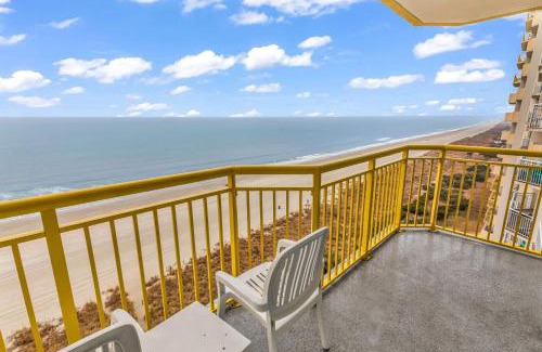 Crescent Beach Apartment | Baywatch Resort 1122