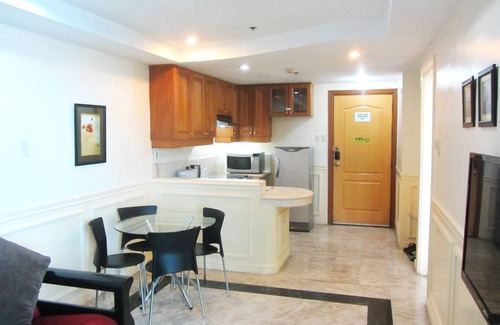 Ermita Night District Apartment | Baywatch Tower - Malate - 50m2 apartment - Excellent view over Manila Bay