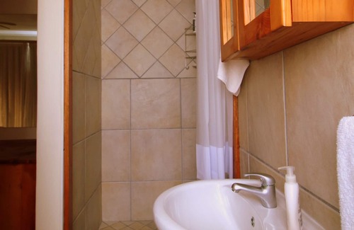 Paternoster House | Baywatch Villa Guest House and Self Catering Accommodation