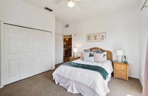 Bahama Bay House | BB 1016 Huge Updated 3BR unit Marvel room sleeps 8