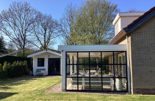 Oostkapelle House | bb-oostkapelle vakantiewoning Iris