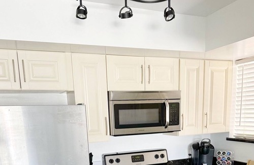 Golden Beach Estates Condo | BB's Beach Vacay Home