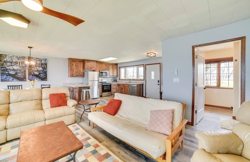 Watertown House | BBQ Ready: Lakefront Retreat in Watertown