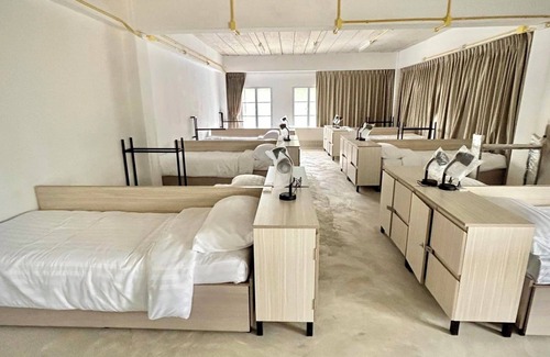 Koh Samui Bed & Breakfast | BBVC Hostel Collegestay