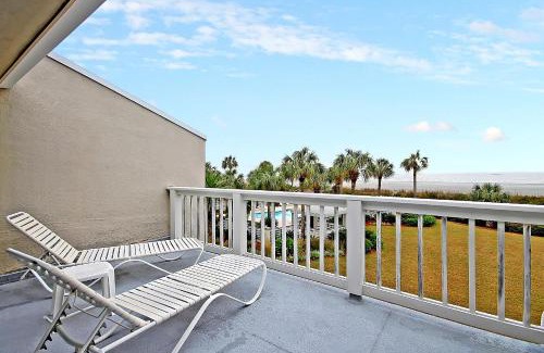 Isle of Palms House | BC23: 23 Beach Club Villa