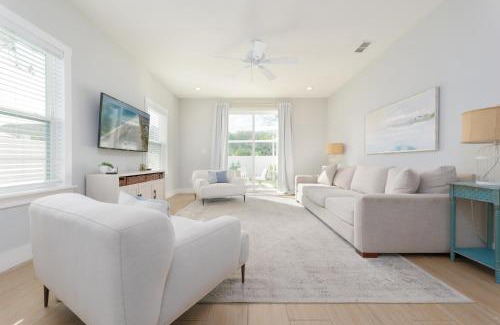 Jacksonville Beach House | Be A Nomad - Beautiful house 6 blks to beach