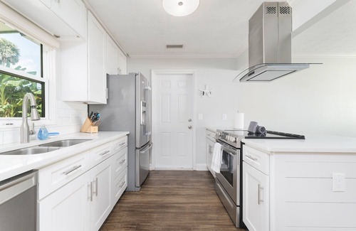 Neptune Beach House | Be A Nomad | Welcome to Your Neptune Beach Retreat