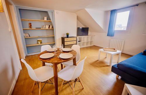 Saint-Martin-du-Littoral Apartment | Beach à Bâbord - plage 400m, 4 Personnes, Le Havre
