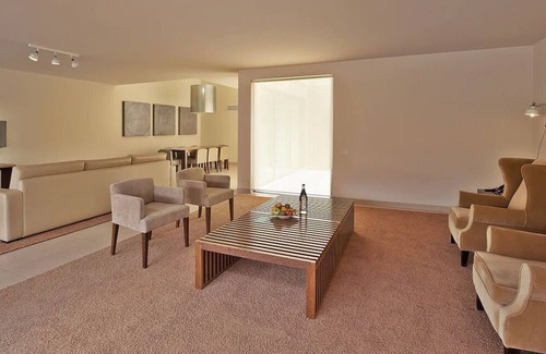 Salgados House | Beach Adventures! TWO Relaxing 2BR Villas, Full Kitchen, Pool, Pets Allowed!