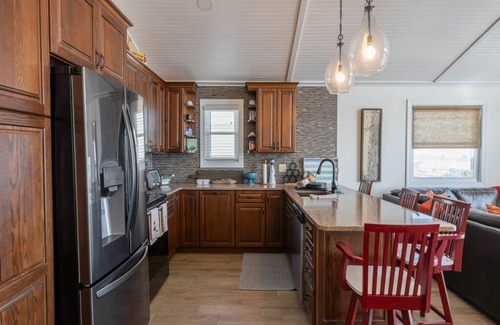 Dennisville House | Beach AND Bay Views- Located in the quiet north end of Sea Isle, directly across the street to beach