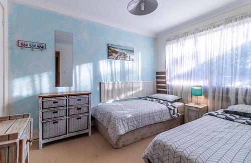 Berrara House | Beach and Bush Getaway
