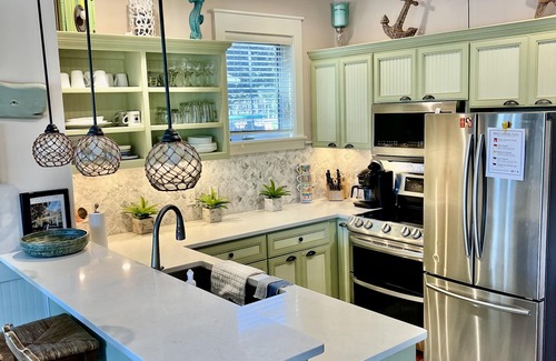 Laurel Grove House | BEACH and GOLF COTTAGE!-Emerald Coast Beach and Golf at its best! 2 Golf Carts