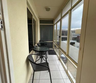 Glenelg North Apartment | Beach apartment 22 esplanade sea-views