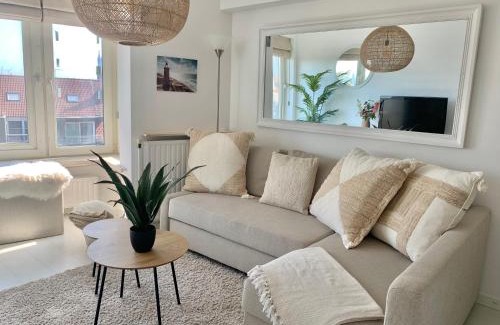 Heist Apartment | BEACH apartment met directe toegang tot het STRAND !