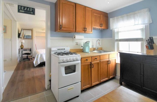 Ocean Grove Apartment | Beach Apt #18 Studio w/Bath, Kitchen & Work Space