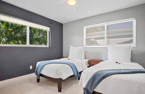 South Corals House | Beach Bliss 10 Mins to Waves, 3BR Oasis with Pool