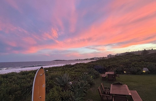 Narrabeen Apartment | Beach bliss - direct beach access apartment