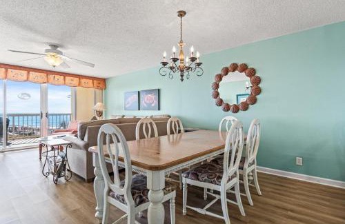Litchfield by the Sea House | Beach Bliss Retreat at Litchfield By the Sea