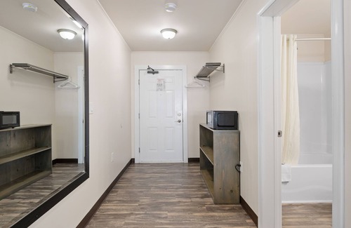 Ocean City Hotel | Beach Bum Inn
