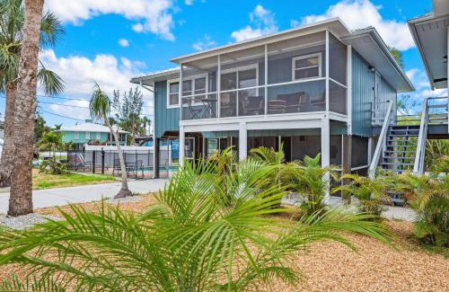 Mid Island House | Beach Bungalow 1 by Sun Palace Vacations