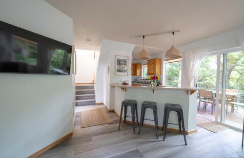 Tolovana Park House | Beach Bungalow 4
