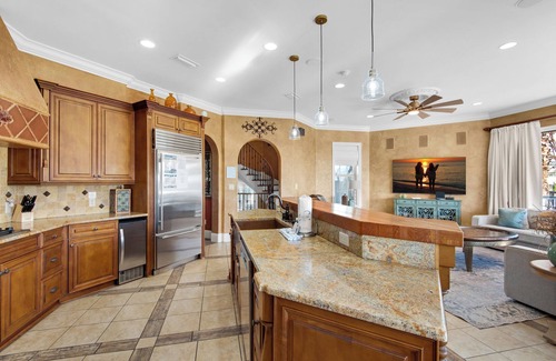 St. Tropez House | 🏖️Beach Chair Service-750ft to Beach-Gulf Views-Community Pool-4BR Villa Tuscana