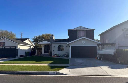 Harbor House | Beach City Home!
