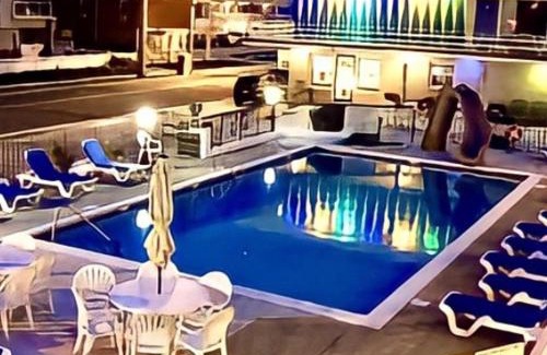 Wildwood Crest Hotel | Beach Colony Motel